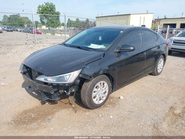 2019 HYUNDAI ELANTRA SE 2