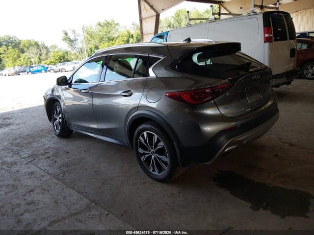2017 INFINITI QX30 PREMIUM 3