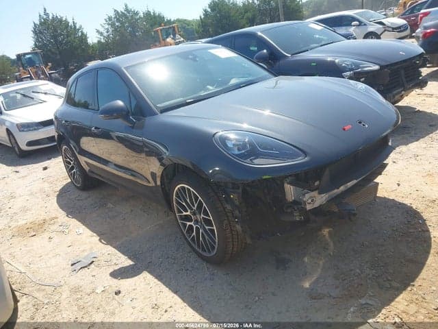 2020 PORSCHE MACAN