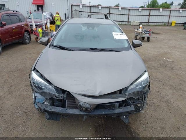 2018 TOYOTA COROLLA SE 13