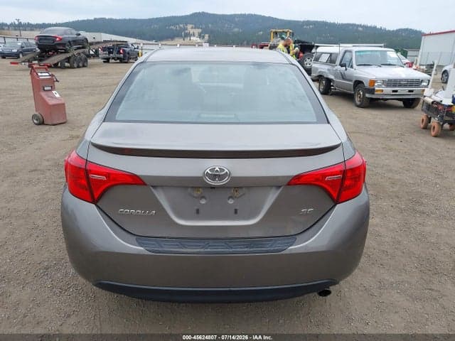 2018 TOYOTA COROLLA SE 17