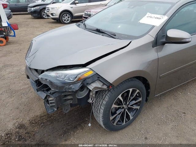 2018 TOYOTA COROLLA SE 19