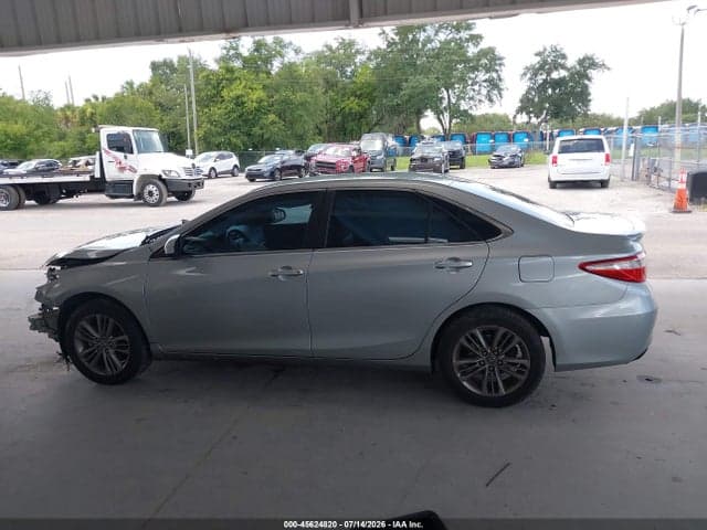 2017 TOYOTA CAMRY SE 15