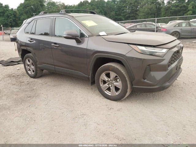 2025 TOYOTA RAV4 XLE 1