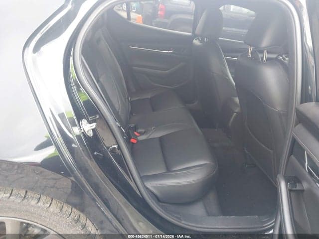 2020 MAZDA MAZDA3 PREFERRED PACKAGE 8