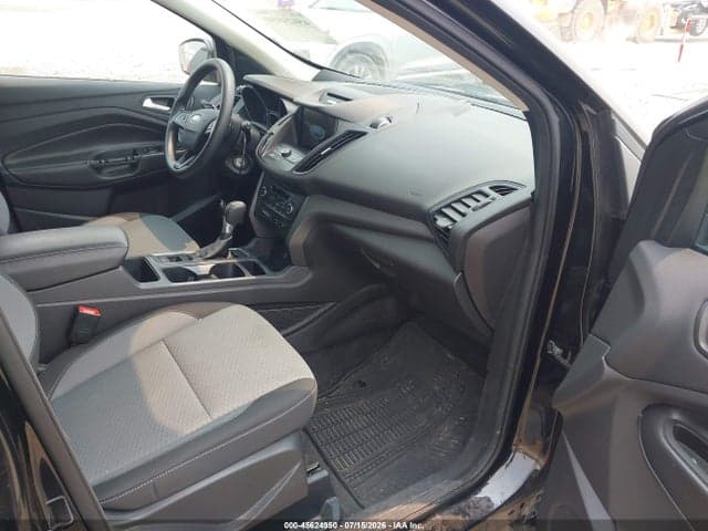 2017 FORD ESCAPE SE 5