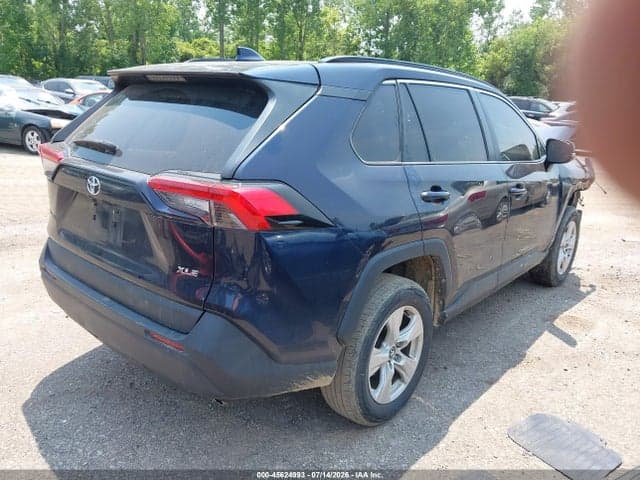 2020 TOYOTA RAV4 XLE 4