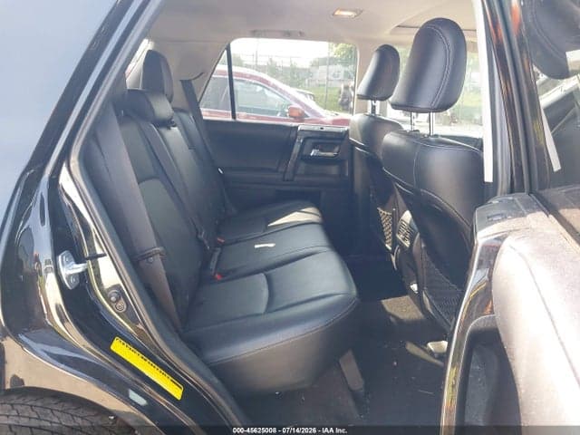2020 TOYOTA 4RUNNER NIGHTSHADE SPECIAL EDITION 8