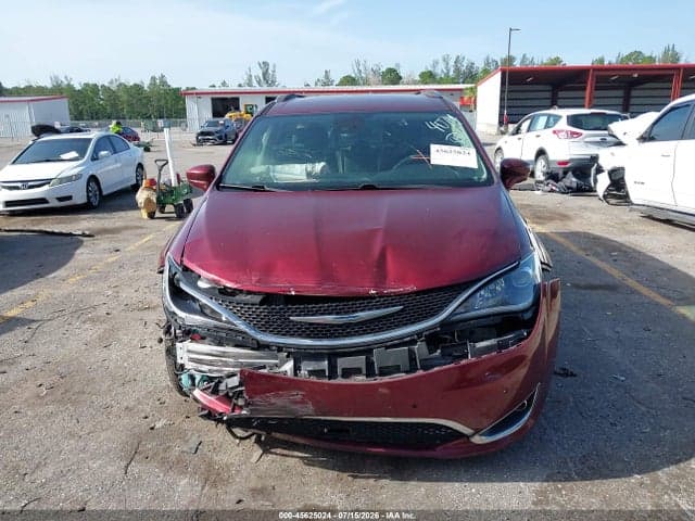 2017 CHRYSLER PACIFICA TOURING-L PLUS 12