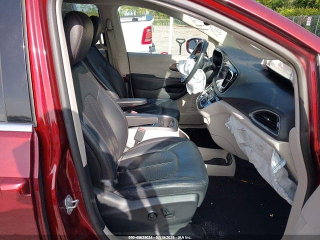 2017 CHRYSLER PACIFICA TOURING-L PLUS 5