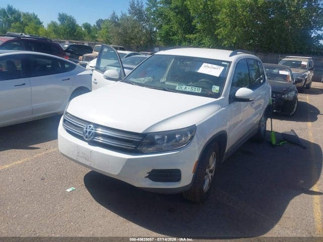 2017 VOLKSWAGEN TIGUAN 2.0T/2.0T S 11