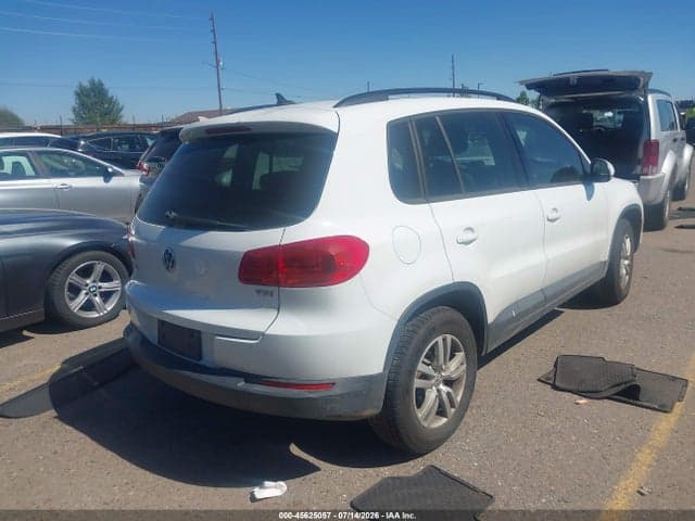 2017 VOLKSWAGEN TIGUAN 2.0T/2.0T S 4