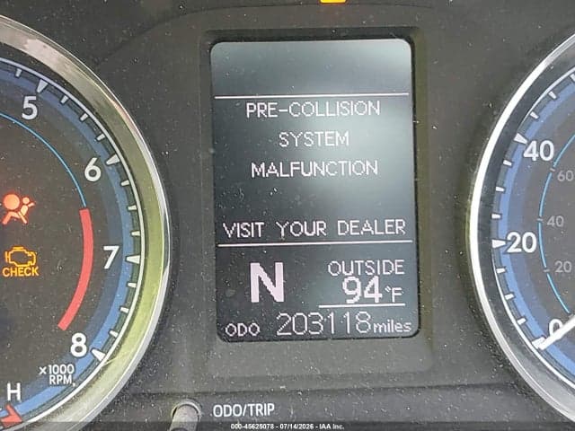 2018 TOYOTA COROLLA LE 16