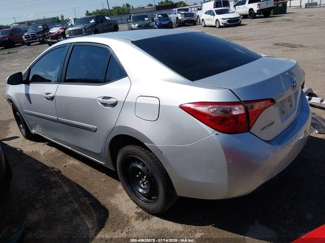 2018 TOYOTA COROLLA LE 3