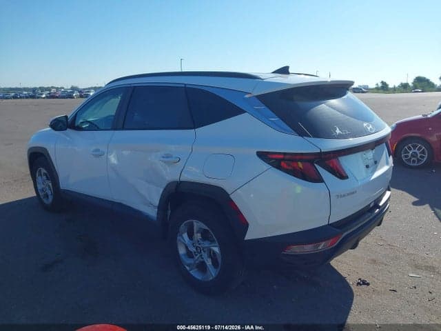 2024 HYUNDAI TUCSON SEL 3
