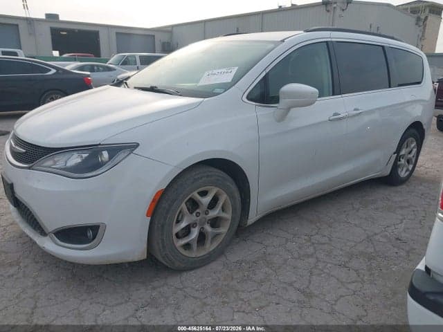 2020 CHRYSLER PACIFICA TOURING 2