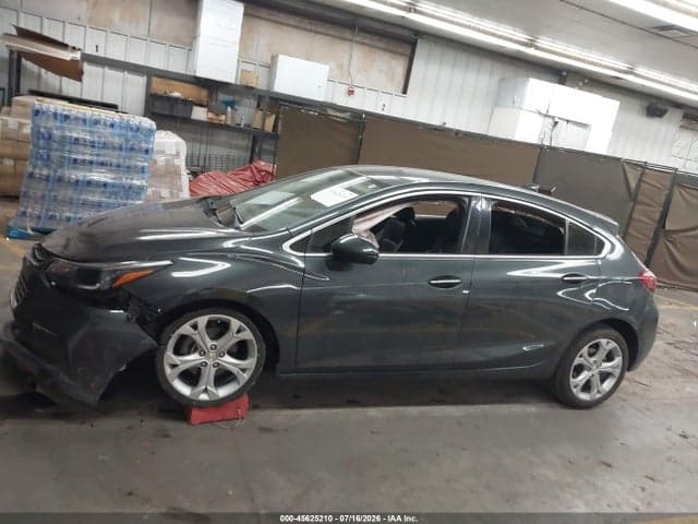 2018 CHEVROLET CRUZE PREMIER AUTO 14