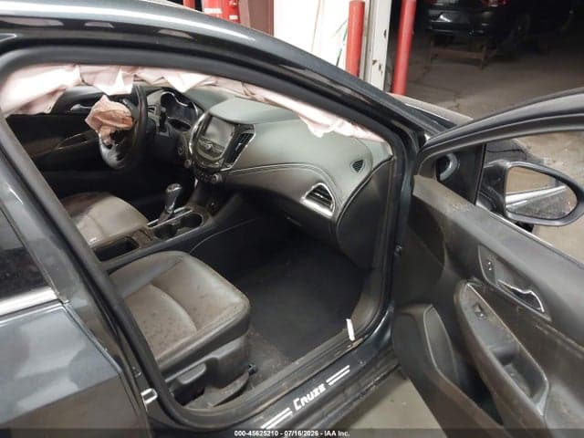 2018 CHEVROLET CRUZE PREMIER AUTO 5