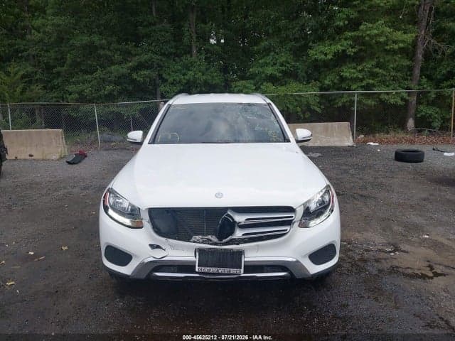 2017 MERCEDES-BENZ GLC 300 12