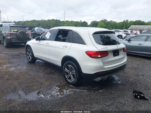 2017 MERCEDES-BENZ GLC 300 3
