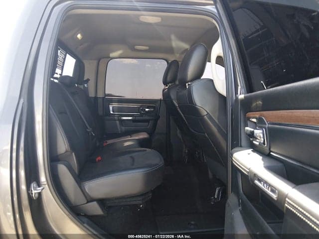 2016 RAM 1500 LARAMIE 8