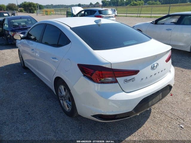 2020 HYUNDAI ELANTRA SEL 3