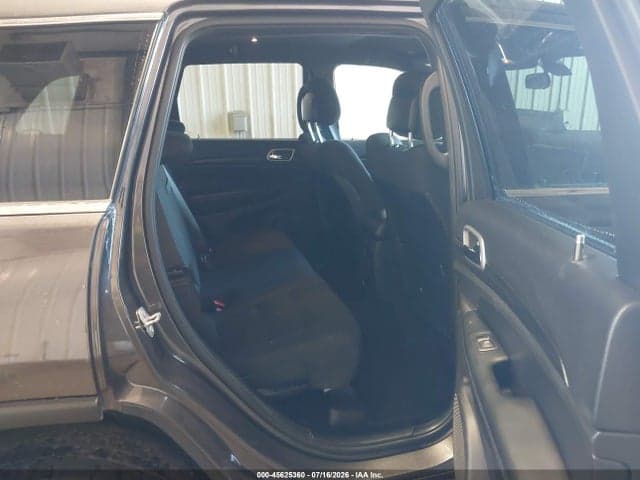2019 JEEP GRAND CHEROKEE LAREDO E 4X4 8