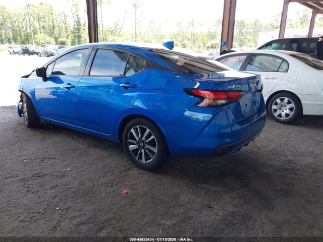2021 NISSAN VERSA SV XTRONIC CVT 3