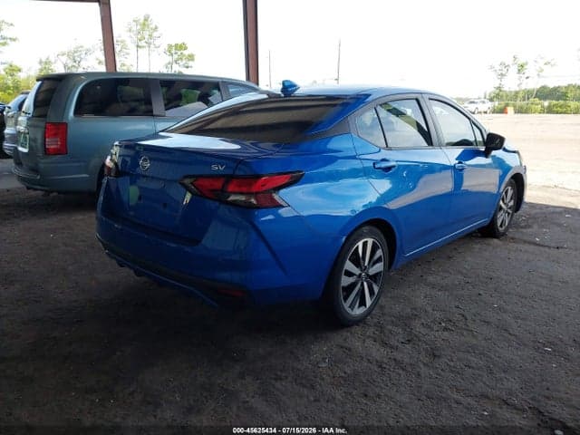 2021 NISSAN VERSA SV XTRONIC CVT 4