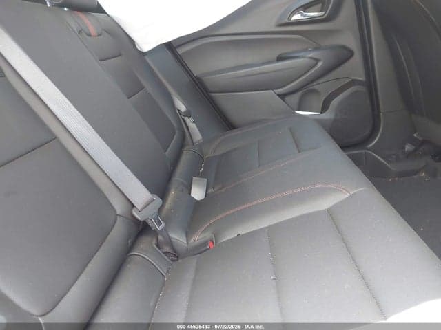 2025 CHEVROLET TRAX FWD 2RS 8