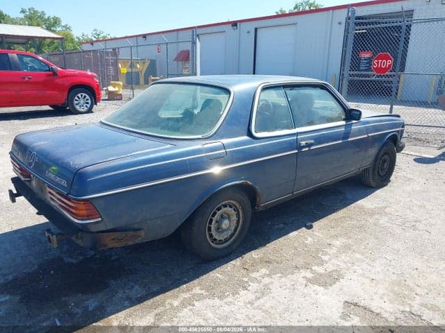 1984 MERCEDES-BENZ 300 CDT 4