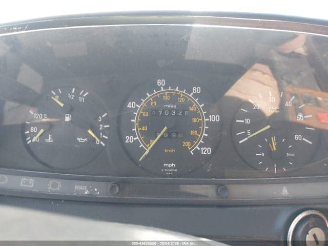 1984 MERCEDES-BENZ 300 CDT 7