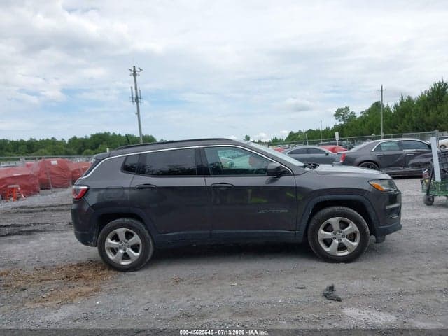 2018 JEEP COMPASS LATITUDE 4X4 13