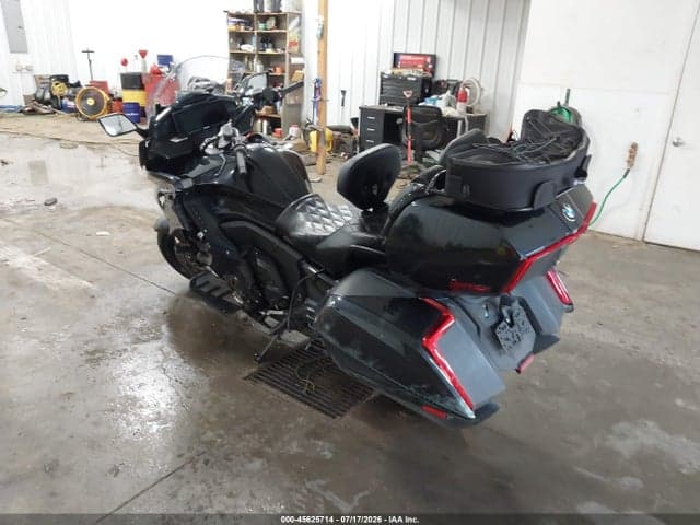2023 BMW K1600 B 3
