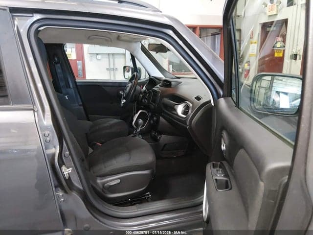2019 JEEP RENEGADE LATITUDE 4X4 5