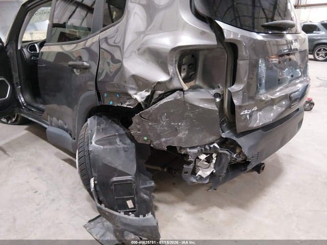 2019 JEEP RENEGADE LATITUDE 4X4 6