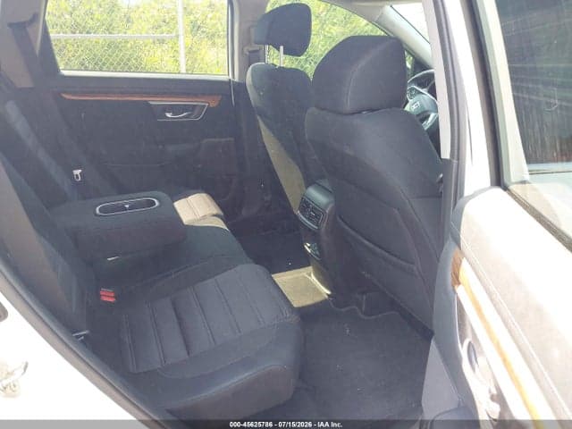 2018 HONDA CR-V EX 8