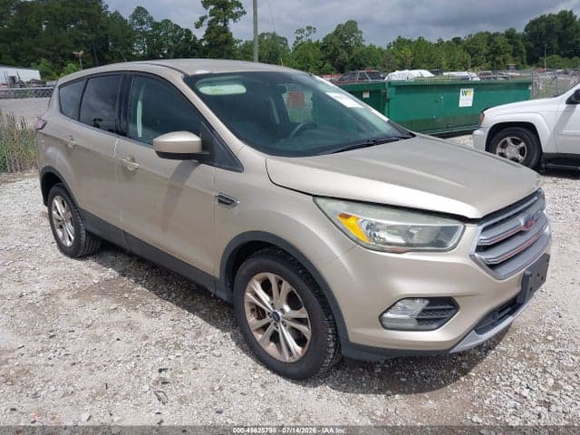 2017 FORD ESCAPE SE