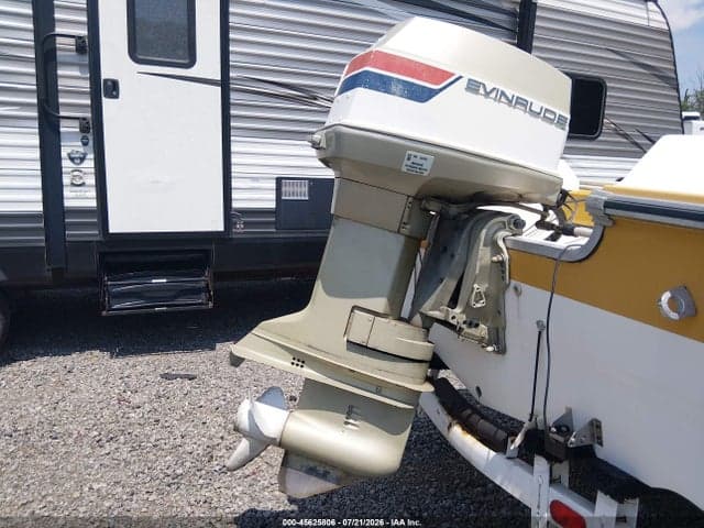 1974 STARCRAFT 15 FOOT BOAT 10