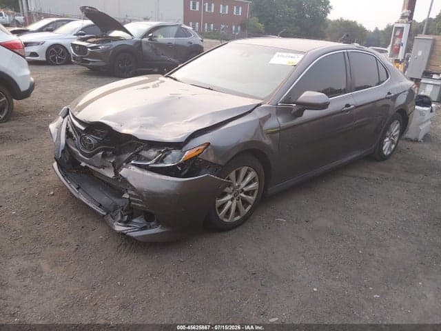 2020 TOYOTA CAMRY LE 2