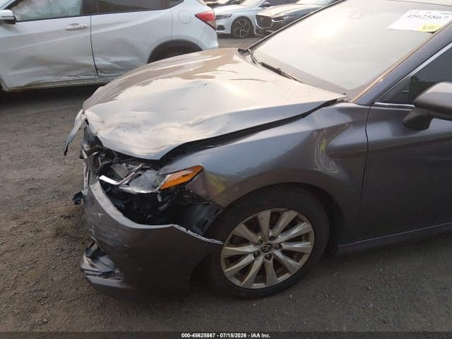 2020 TOYOTA CAMRY LE 6