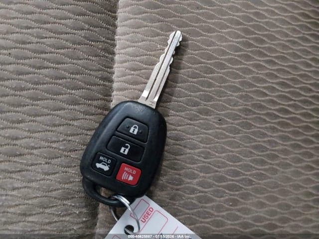 2019 TOYOTA COROLLA LE 11