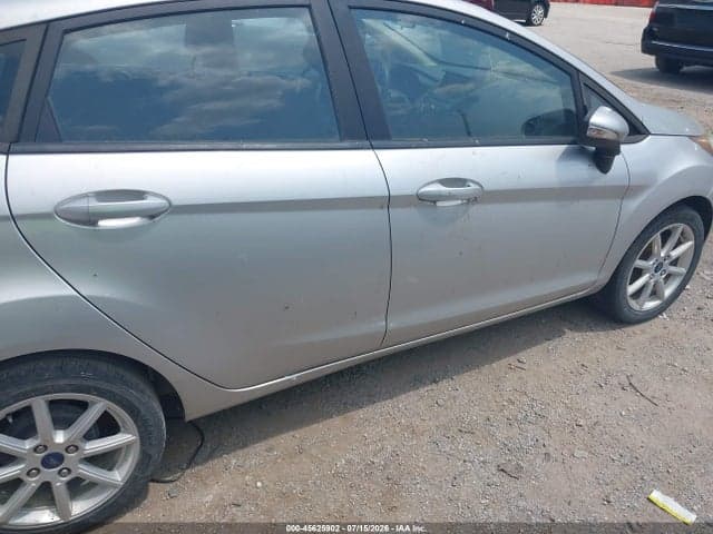 2017 FORD FIESTA SE 6