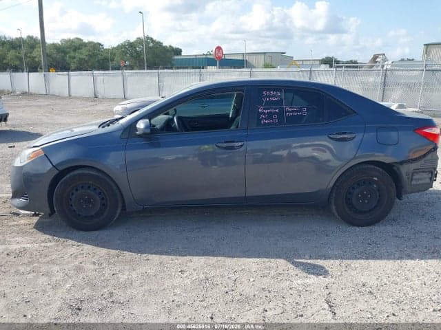 2018 TOYOTA COROLLA LE 14