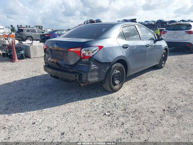 2018 TOYOTA COROLLA LE 4