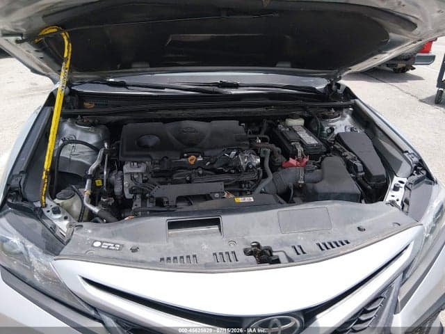 2021 TOYOTA CAMRY SE 10