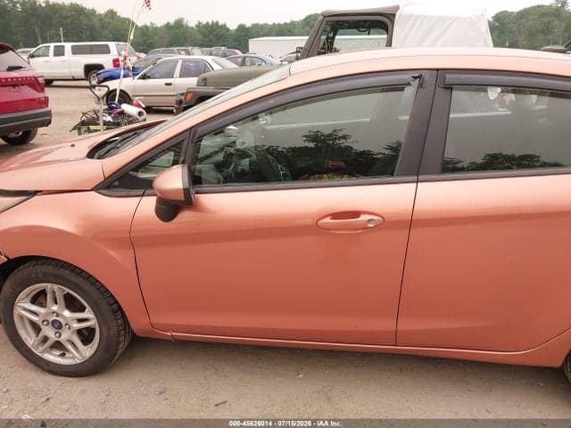 2017 FORD FIESTA SE 14