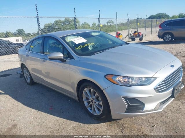 2019 FORD FUSION SE 1