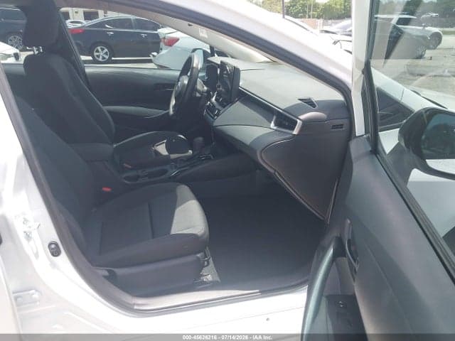 2026 TOYOTA COROLLA LE 5