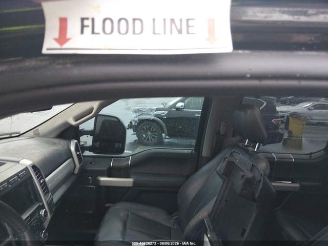 2020 FORD F-350 LARIAT 11